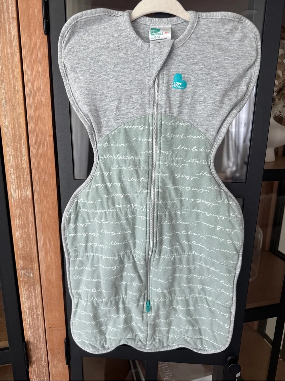 Love To Dream swaddle 2.5 TOG baby sleep sack arms up newborn unisex small
